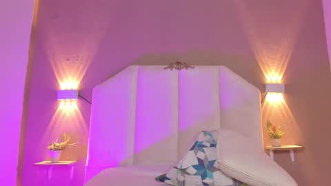 Leo online show from 02-12-26, 01:50