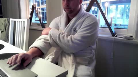 Leofromsweden online show from 12-16-25, 08:30