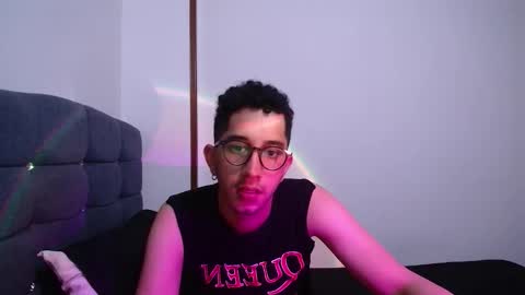 Leoh online show from 11-02-25, 01:52