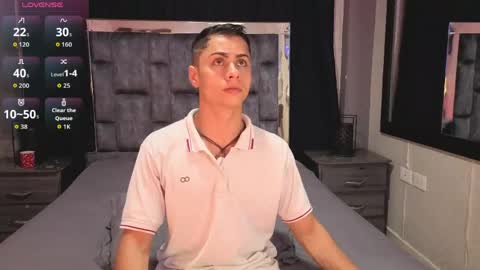 Snapshot of leomonnroe chatting on 05-30-26, 07:11 leomonnroe online show from 05-30-26, 07:11