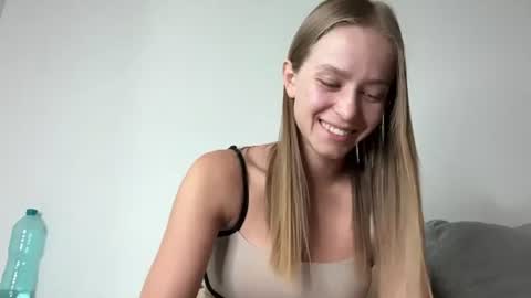 Emma online show from 07-02-26, 01:39