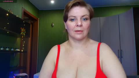 Leona tracie online show from 05-17-26, 10:55