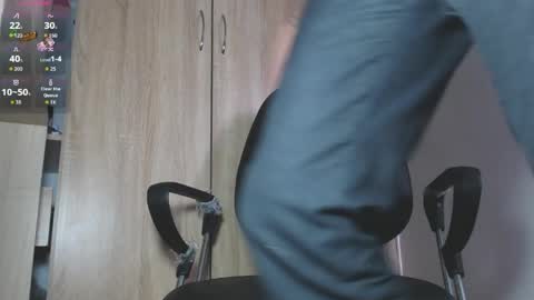 Snapshot of leonal_oconer chatting on 06-05-26, 06:35 iam leonal online show from 06-05-26, 06:35