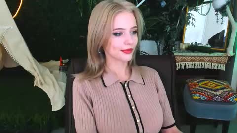 leonastone online show from 12-03-25, 06:06