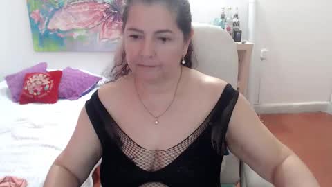 leonela   online show from 03-15-26, 01:39
