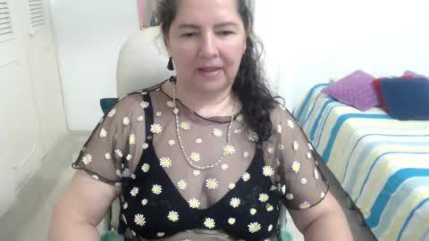 leonela   online show from 05-13-26, 05:16