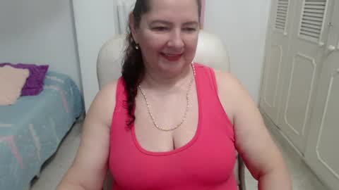 leonela   online show from 07-14-26, 12:35