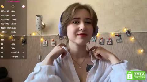 Snapshot of leoniaproa chatting on 07-17-26, 01:51 Kate online show from 07-17-26, 01:51