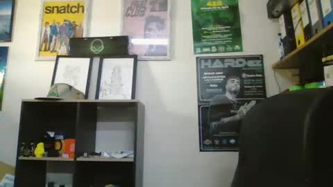 leonidascum online show from 04-29-26, 05:52
