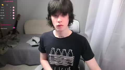 Snapshot of leonkissboy chatting on 03-01-26, 05:59 leonkissboy online show from 03-01-26, 05:59