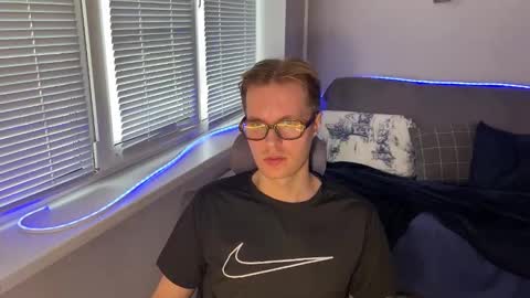 Leon online show from 01-09-26, 09:12