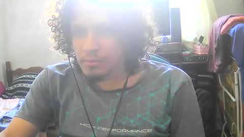 Snapshot of leonnxv chatting on 11-05-25, 12:27 leonnxv online show from 11-05-25, 12:27