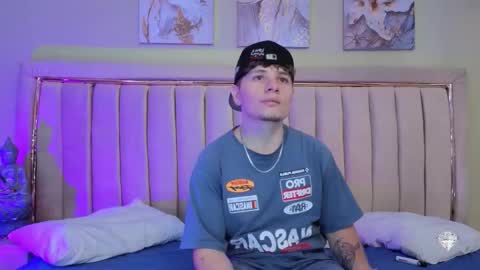 Leo  online show from 11-21-25, 05:06