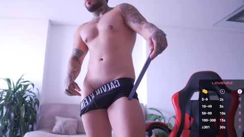 Snapshot of leosalvatore_ chatting on 05-10-26, 04:45 Leo Salvatore online show from 05-10-26, 04:45