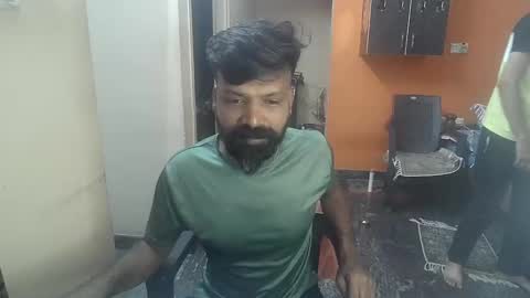 Snapshot of leosbroad chatting on 02-08-25, 02:27 Leo online show from 02-08-25, 02:27