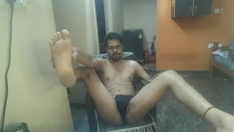 Snapshot of leosbroad chatting on 02-15-25, 03:06 Leo online show from 02-15-25, 03:06