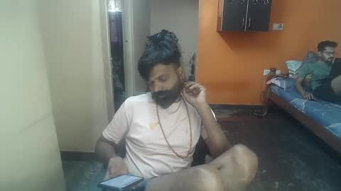 Snapshot of leosbroad chatting on 02-18-25, 07:10 Leo online show from 02-18-25, 07:10