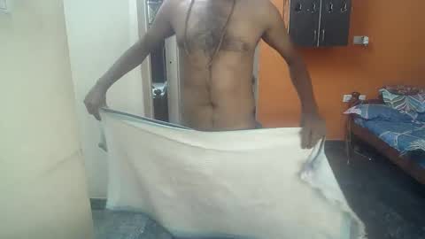 Snapshot of leosbroad chatting on 03-08-25, 03:02 Leo online show from 03-08-25, 03:02