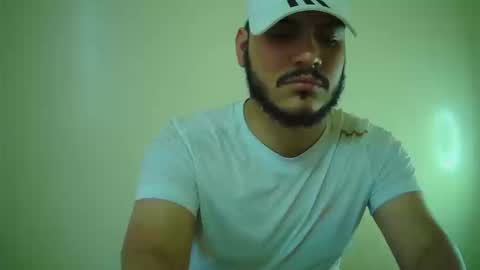 Snapshot of leosroom chatting on 09-24-25, 09:51 Leo online show from 09-24-25, 09:51