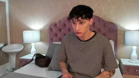 LephyStar online show from 04-17-26, 03:42