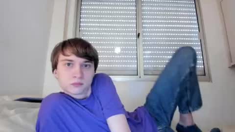 Snapshot of leraimcute chatting on 07-18-26, 01:37 Daniel online show from 07-18-26, 01:37