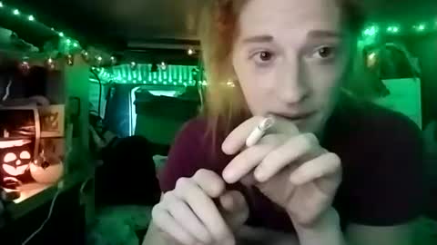 LesleyGumGrass- The Boring Trans girl online show from 10-28-25, 08:44