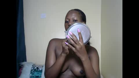 leslie online show from 03-02-25, 01:36