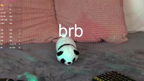 Leslie online show from 01-03-25, 08:43