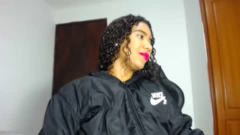 lesly online show from 02-09-25, 04:36