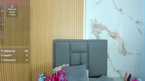 Snapshot of leslysimpson chatting on 07-04-26, 12:39 online show from 07-04-26, 12:39