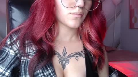 Less  online show from 01-18-25, 05:59