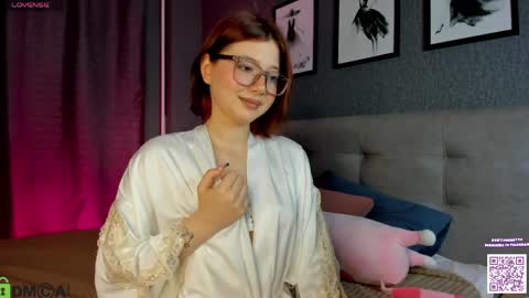 Lessi online show from 04-29-26, 01:10