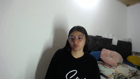 lessliee online show from 12-05-24, 11:05