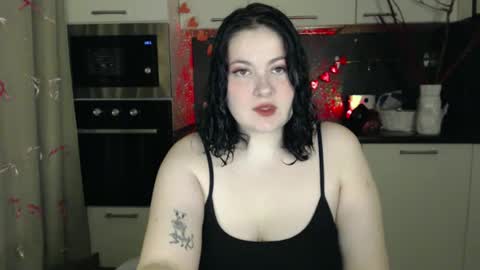 Snapshot of lesssi_ chatting on 02-12-25, 01:19 Alison online show from 02-12-25, 01:19