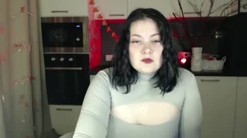 Snapshot of lesssi_ chatting on 02-13-25, 02:23 Alison online show from 02-13-25, 02:23