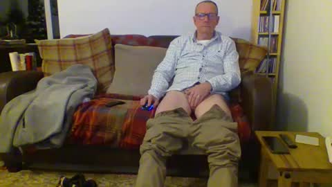 Snapshot of letmestrip chatting on 12-23-24, 11:39 paul online show from 12-23-24, 11:39