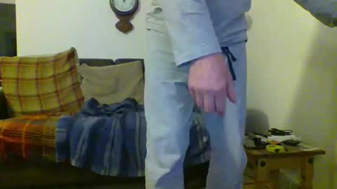 Snapshot of letmestrip chatting on 01-16-25, 12:12 paul online show from 01-16-25, 12:12