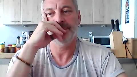 Snapshot of letshavefun2gether68 chatting on 07-08-26, 09:25 letshavefun2gether68 online show from 07-08-26, 09:25