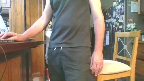 Snapshot of letsrockon chatting on 01-10-26, 11:01 Lets Rock online show from 01-10-26, 11:01