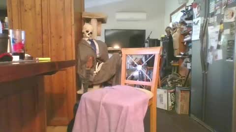 Snapshot of letsrockon chatting on 03-24-26, 04:17 Lets Rock online show from 03-24-26, 04:17