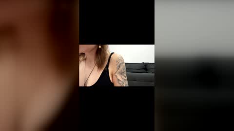 follow me  here you find me online show from 11-27-25, 09:44