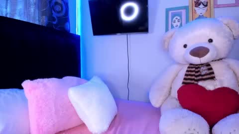 Snapshot of lev_akira chatting on 02-25-25, 07:14 Akira online show from 02-25-25, 07:14