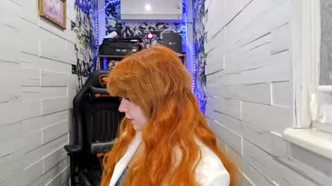 Snapshot of leventress chatting on 03-26-26, 04:23 leventress online show from 03-26-26, 04:23