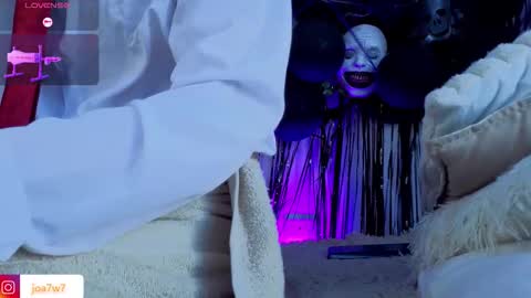 Levi  online show from 10-23-25, 04:17