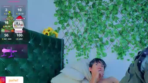 Levi  online show from 12-21-25, 07:54