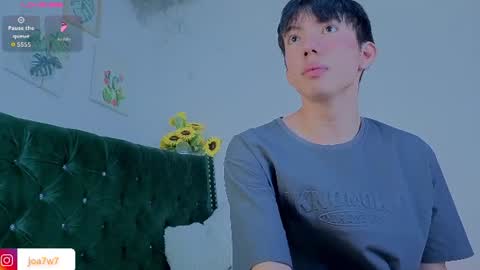 Levi  online show from 06-17-26, 06:53