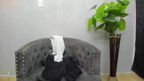 Snapshot of levy_steve chatting on 01-19-25, 06:09 LevySteven online show from 01-19-25, 06:09
