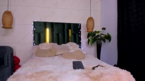 Snapshot of levy_steve chatting on 02-15-25, 04:58 LevySteven online show from 02-15-25, 04:58