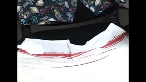 Snapshot of lewdnlovely chatting on 11-12-25, 07:20 lewdnlovely online show from 11-12-25, 07:20