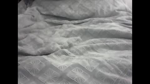 Snapshot of leweylewy chatting on 10-19-25, 12:55 leweylewy online show from 10-19-25, 12:55